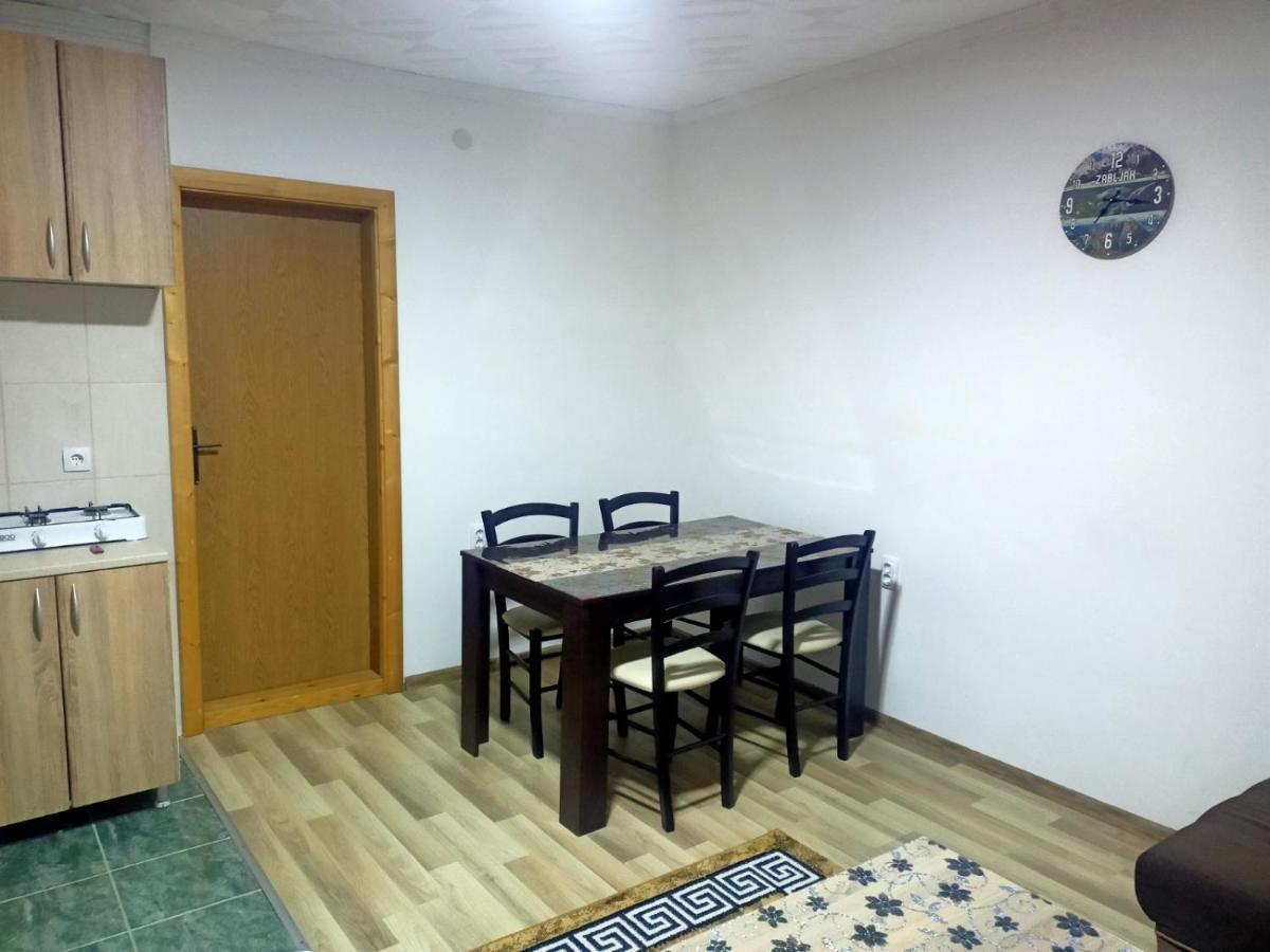 Apartmani Momcilo Žabljak Zewnętrze zdjęcie